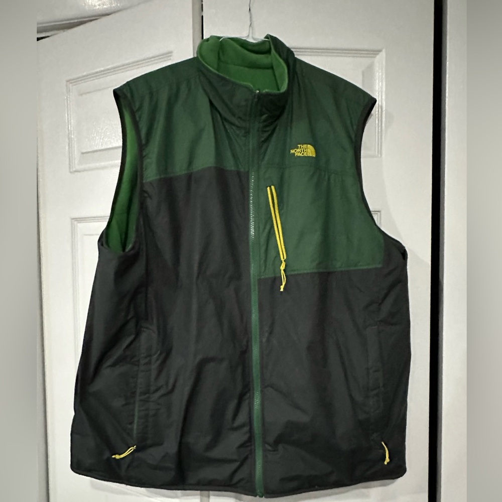 North Face reversible vest - Men’s 2xl